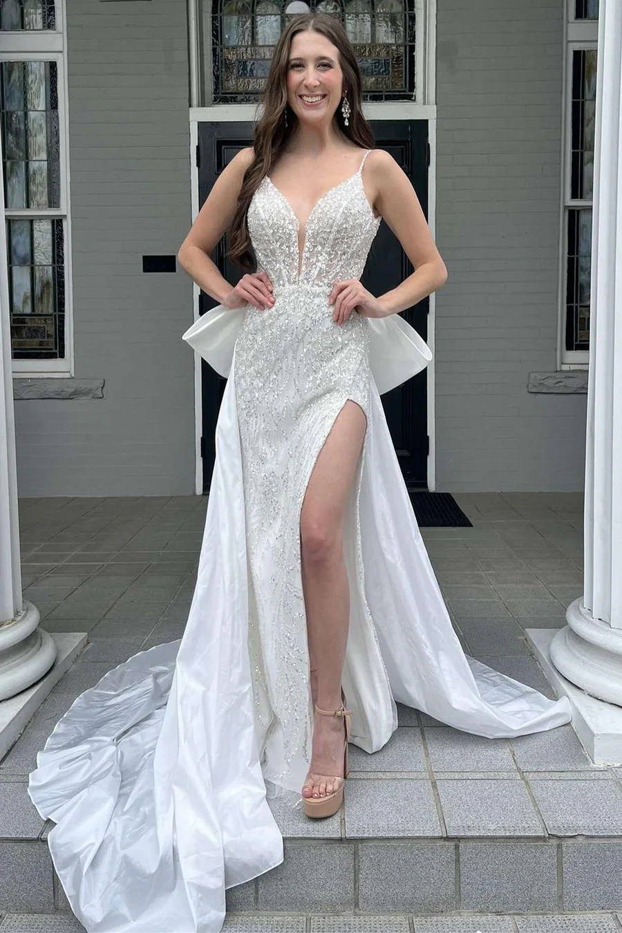 Newest Mermaid Wedding Dresses, Glitter Plunge Bridal Gowns, V-neck Wedding Dresses