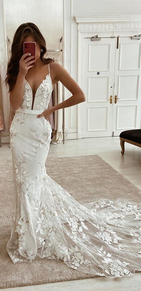 Newest High Fashion V-neck Wedding Dresses, Trendy Lace Appliques Wedding Dresses